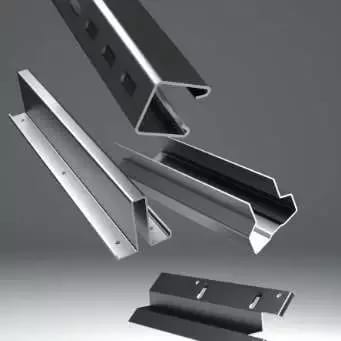 Perfis especiais galvanizados com furações